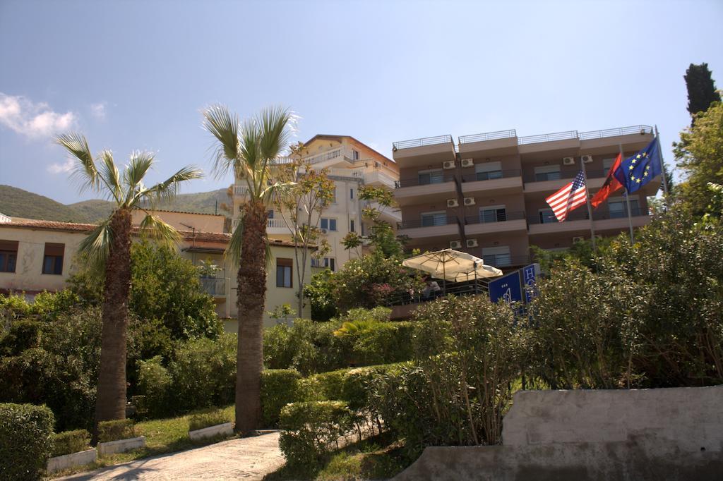 Ambasador Hotel Vlore Luaran gambar