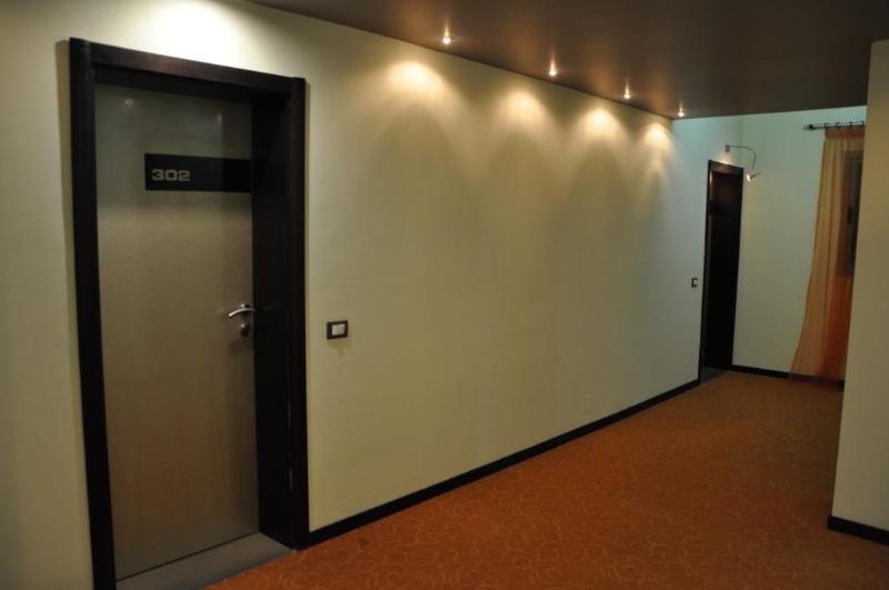 Ambasador Hotel Vlore Luaran gambar