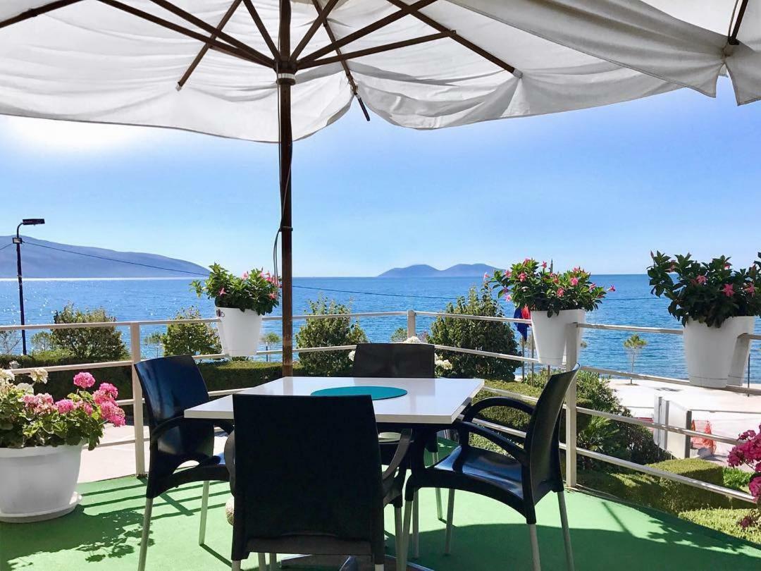 Ambasador Hotel Vlore Luaran gambar